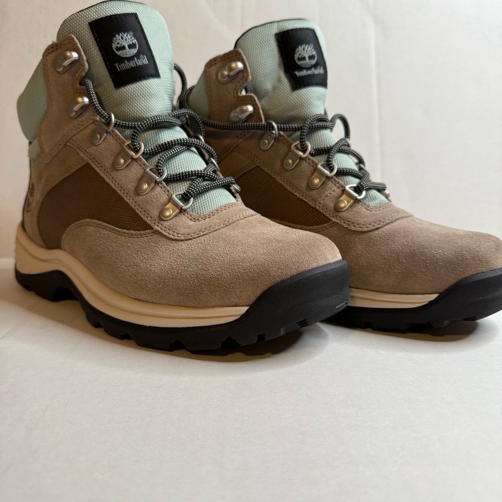 Timberland women’s  Tan and Gray Outdoor Boots